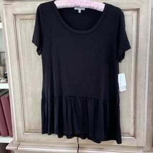 Ava James top black short sleeve sz M nwt